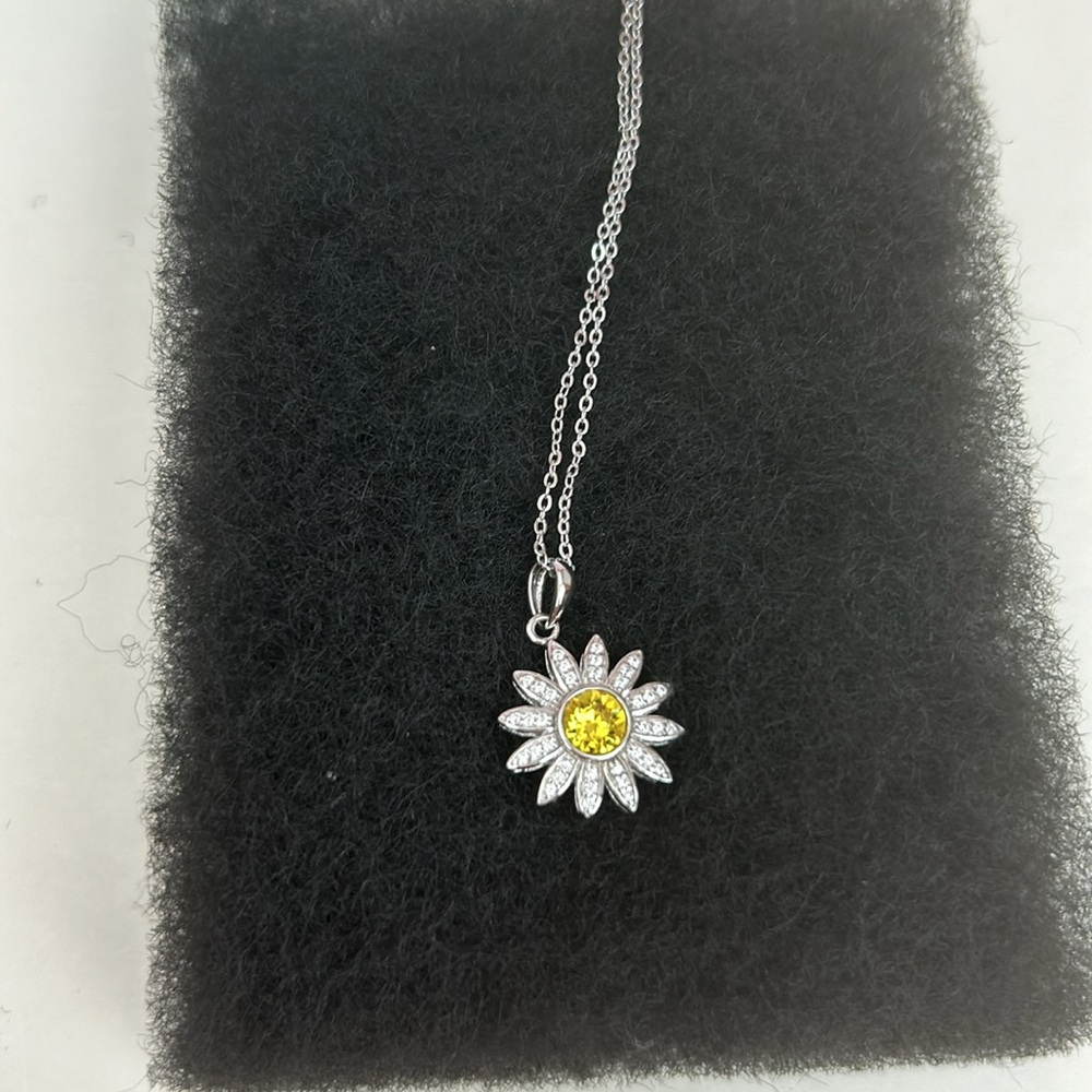 Sterling Silver crystal Flower pendant with adjustable chain Bleu Sage NWT - Picture 8 of 16